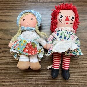 1970s 2 small Knickerbocker Hollie Hobby 7” and Ragedy Ann 6”